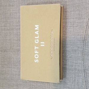 Eyeshadow palette (gently used)